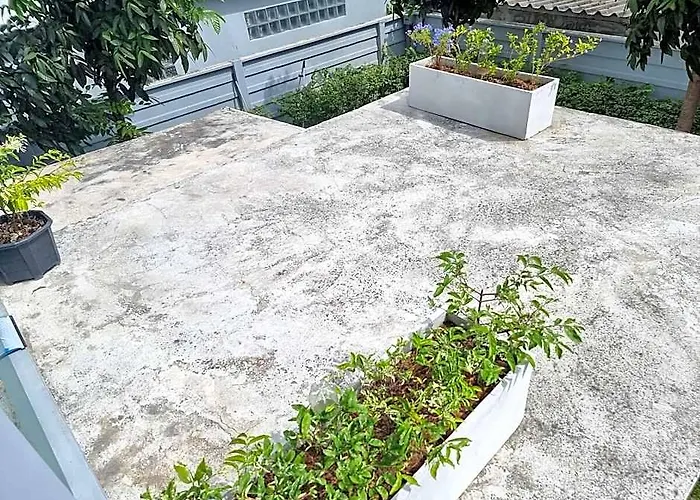 Highly Rated Sukhumvit 5min Bts Onnut Long Hotel